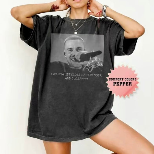 Beiber Live Retro Music T-shirt