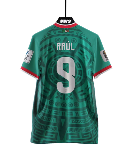 Raúl Jiménez Match-Day Uniforms